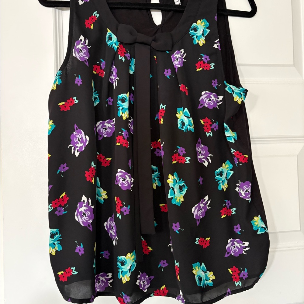 Elle Black Floral Sleeveless Blouse